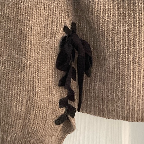 Brown Knit Sweater with Laced Up Cuffs - Picture 2 of 2